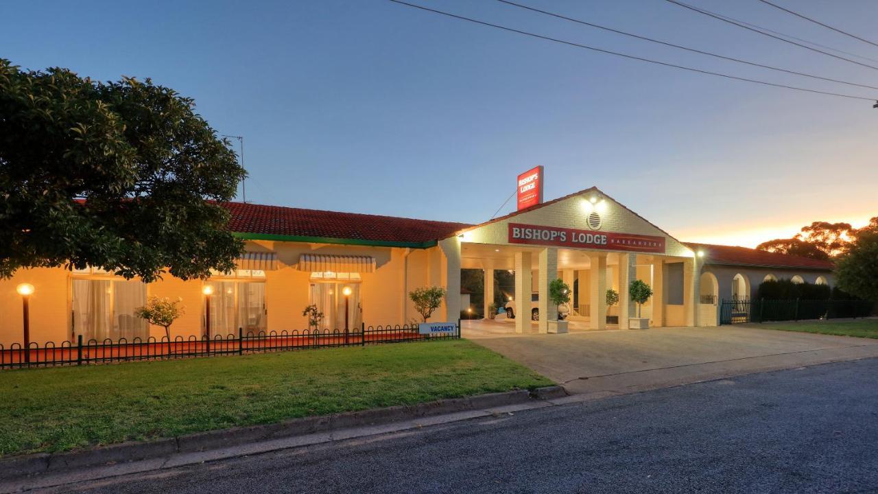 Bishops Lodge Narrandera Exterior photo